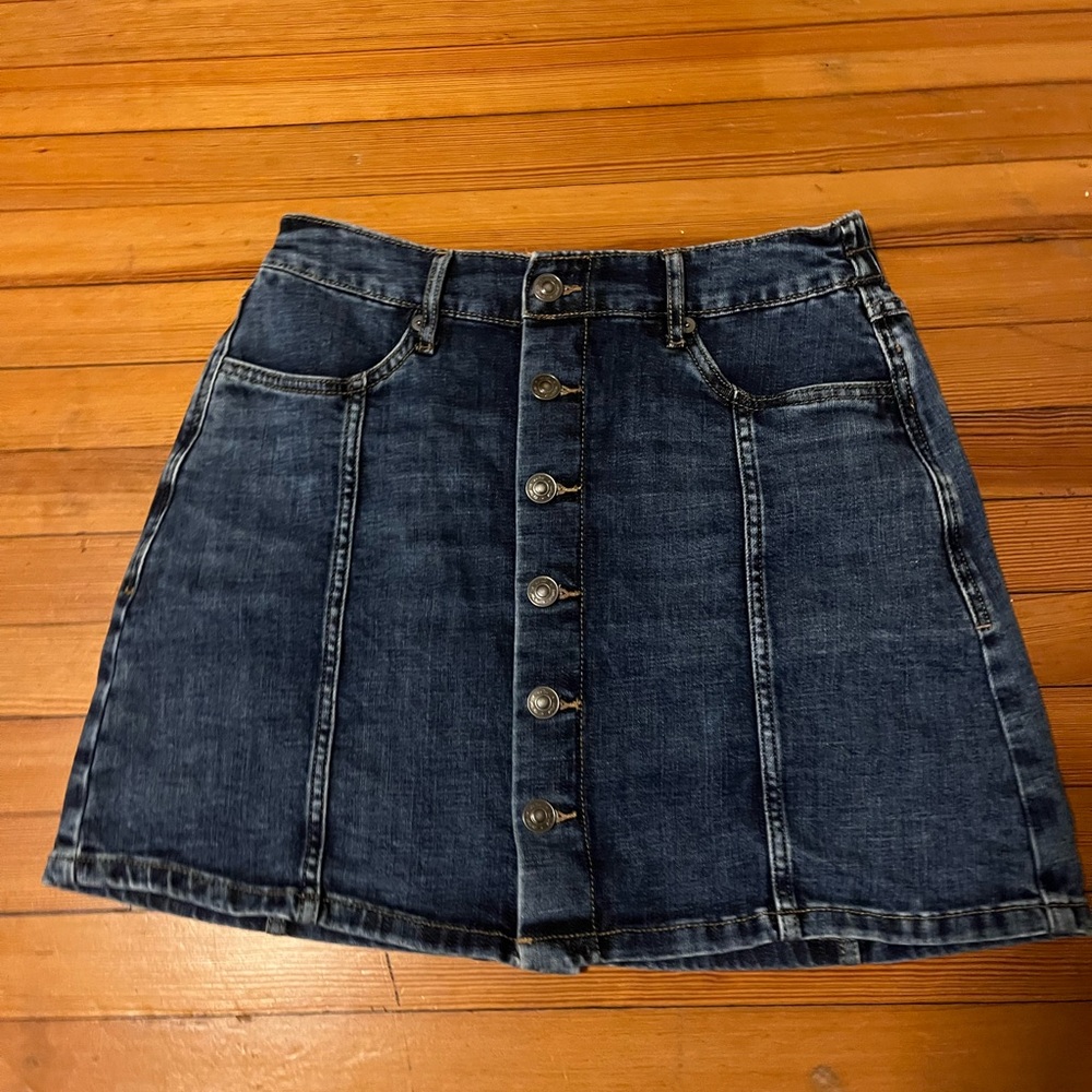 aerie denim button up skirt